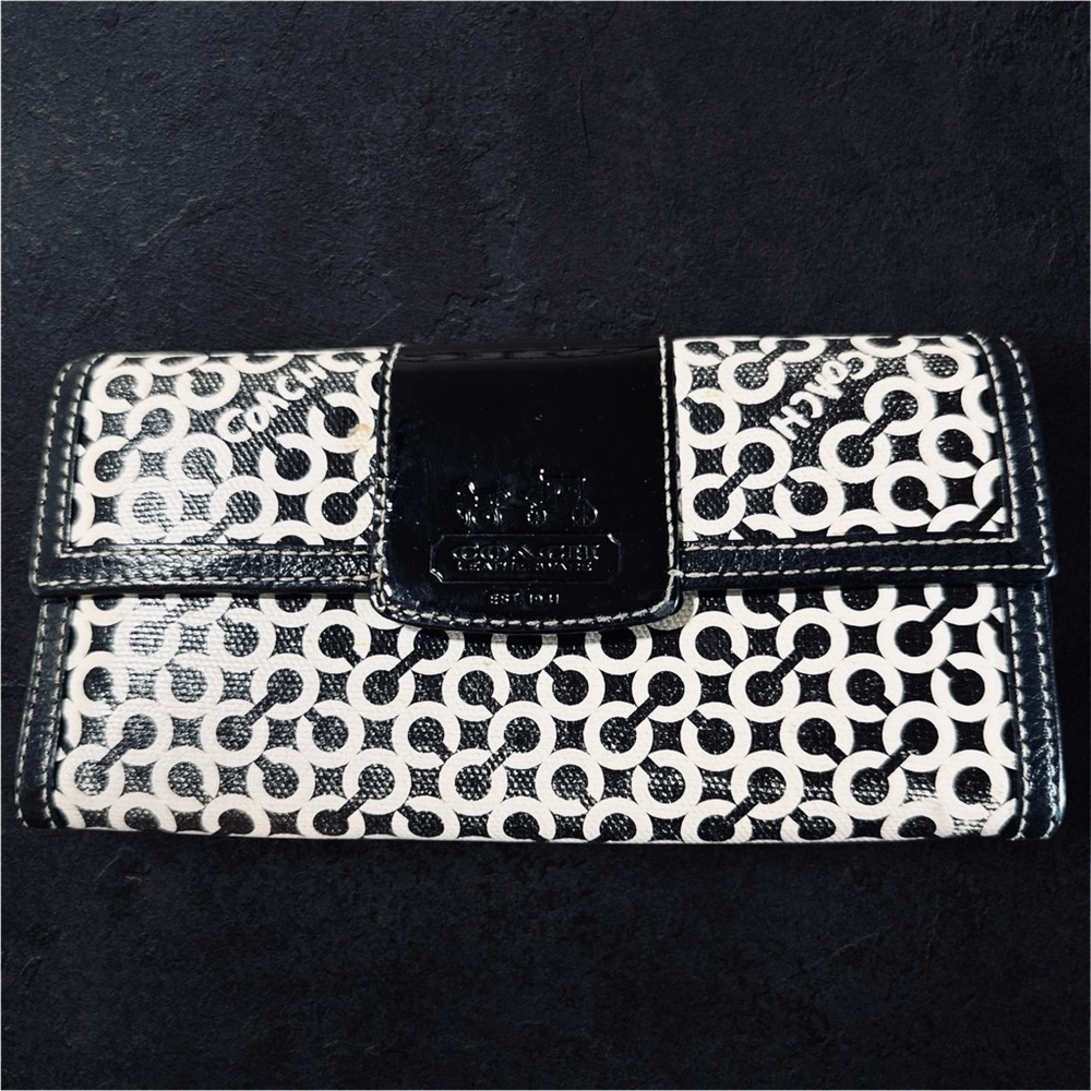 Coach Poppy Vintage Black and White Coach Monogram Wallet
